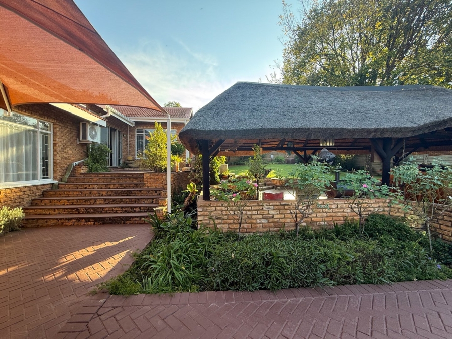 4 Bedroom Property for Sale in Doringkruin North West